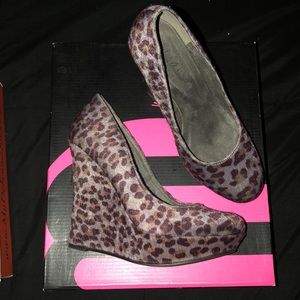 Michael Antonio wedges